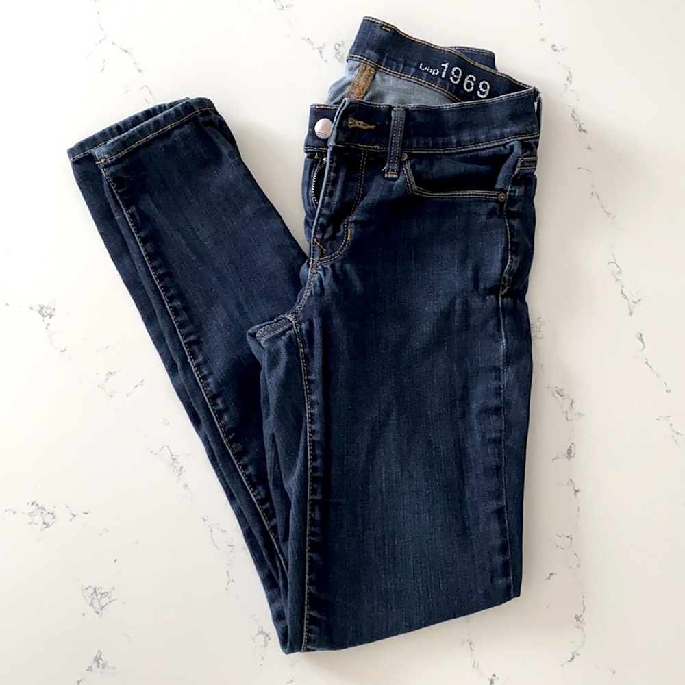Gap women’s jeans size 0 / 25 regular legging jeans